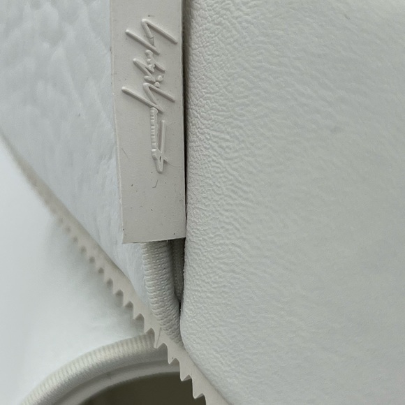 NWT Y-3 Platform Slides - gender neutral - Picture 3 of 7